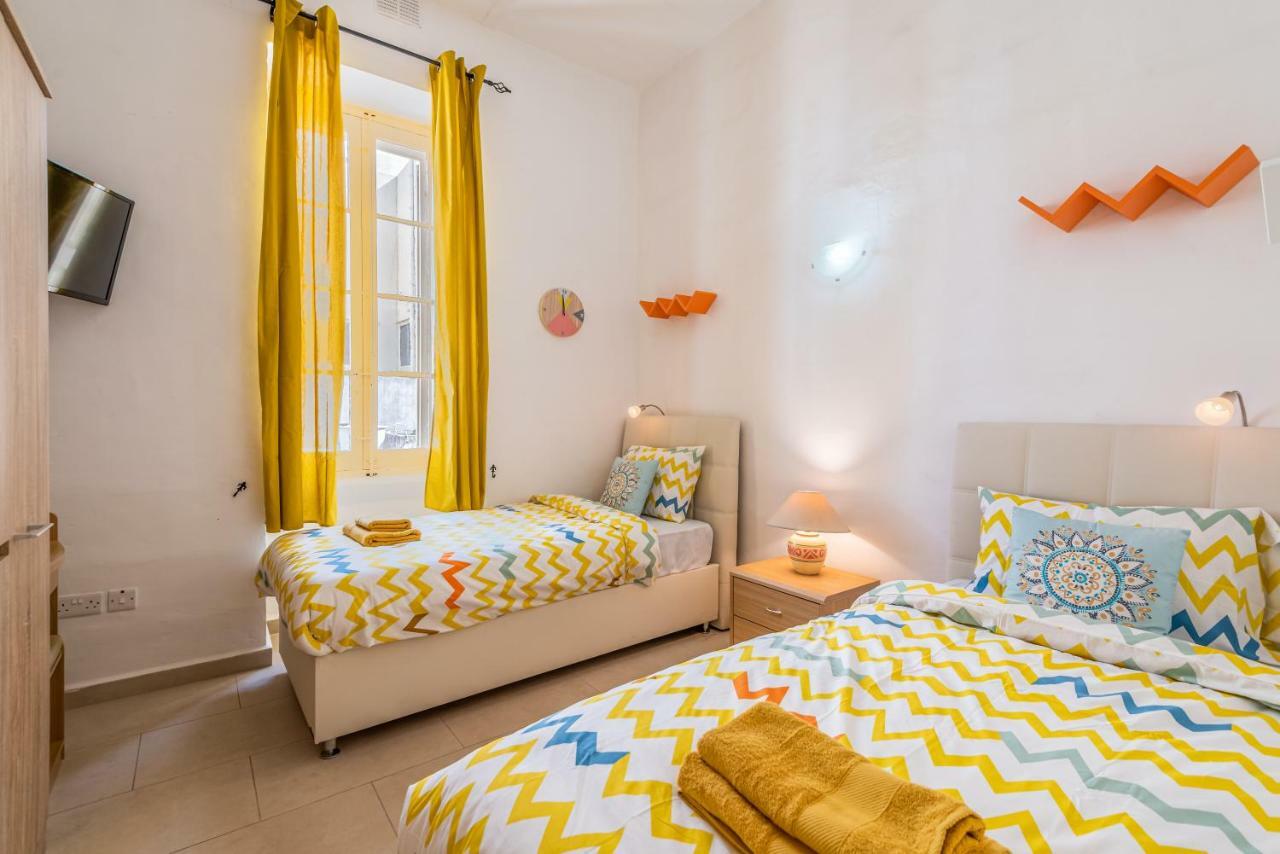 Traditional Maltese Townhouse Sliema Exterior photo