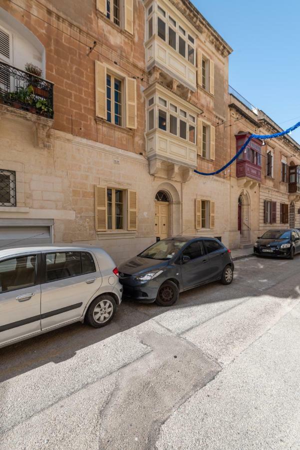 Traditional Maltese Townhouse Sliema Exterior photo