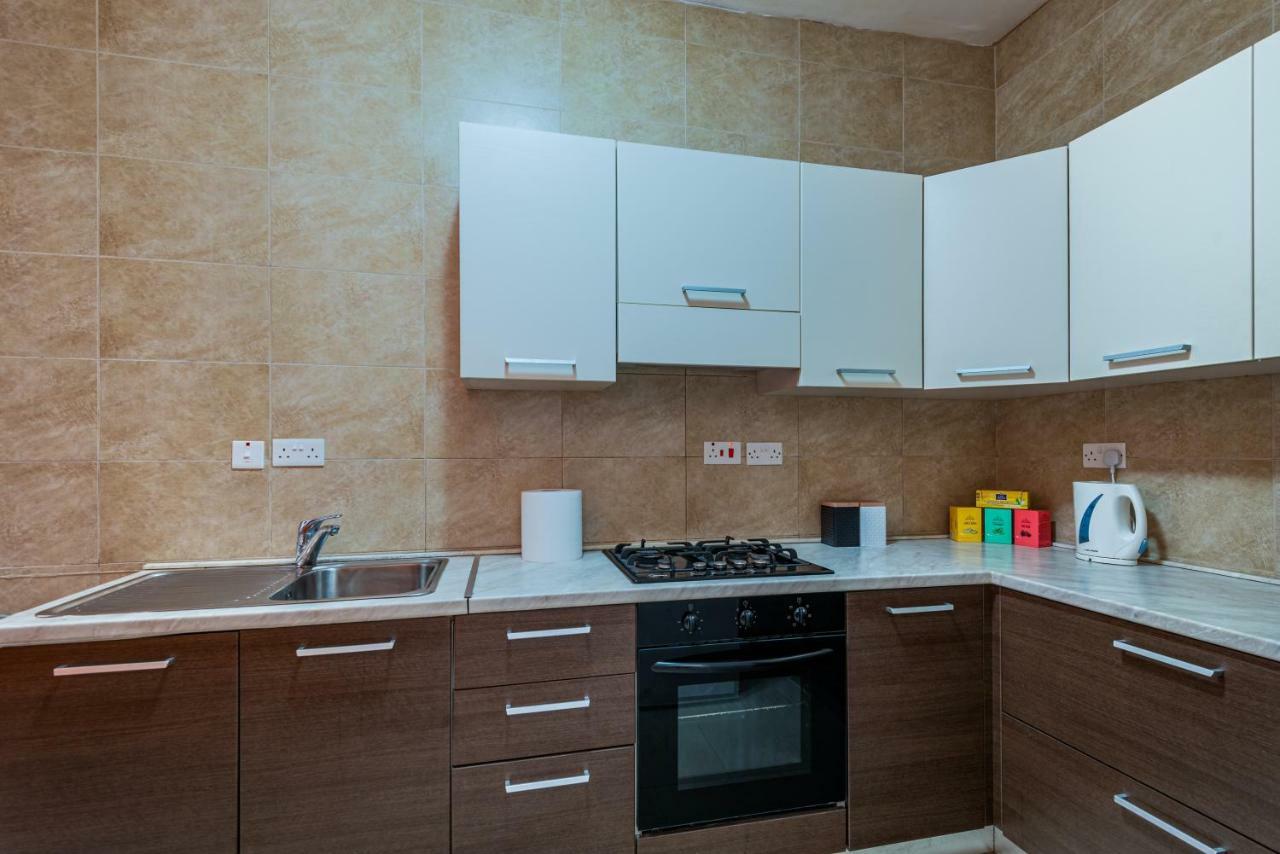 Traditional Maltese Townhouse Sliema Exterior photo